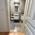 Newapt Next To Wenceslas Square Apartmán