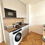 Newapt Next To Wenceslas Square Praag