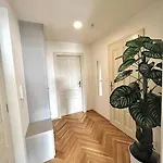 Newapt Next To Wenceslas Square * Praag