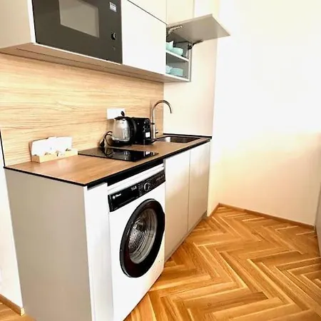 Newapt Next To Wenceslas Square شقة براغ