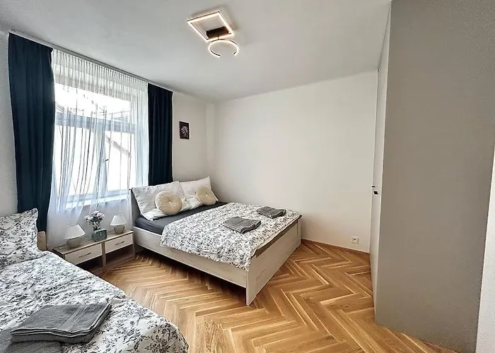 Newapt Next To Wenceslas Square Apartman *