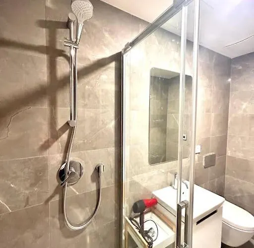Newapt Next To Wenceslas Square Apartman *
